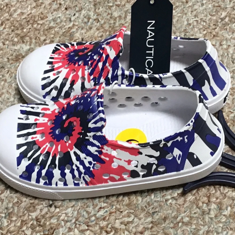 Nautica Kids Leven Water Shoes Unisex size 9 Blue Tie Dye